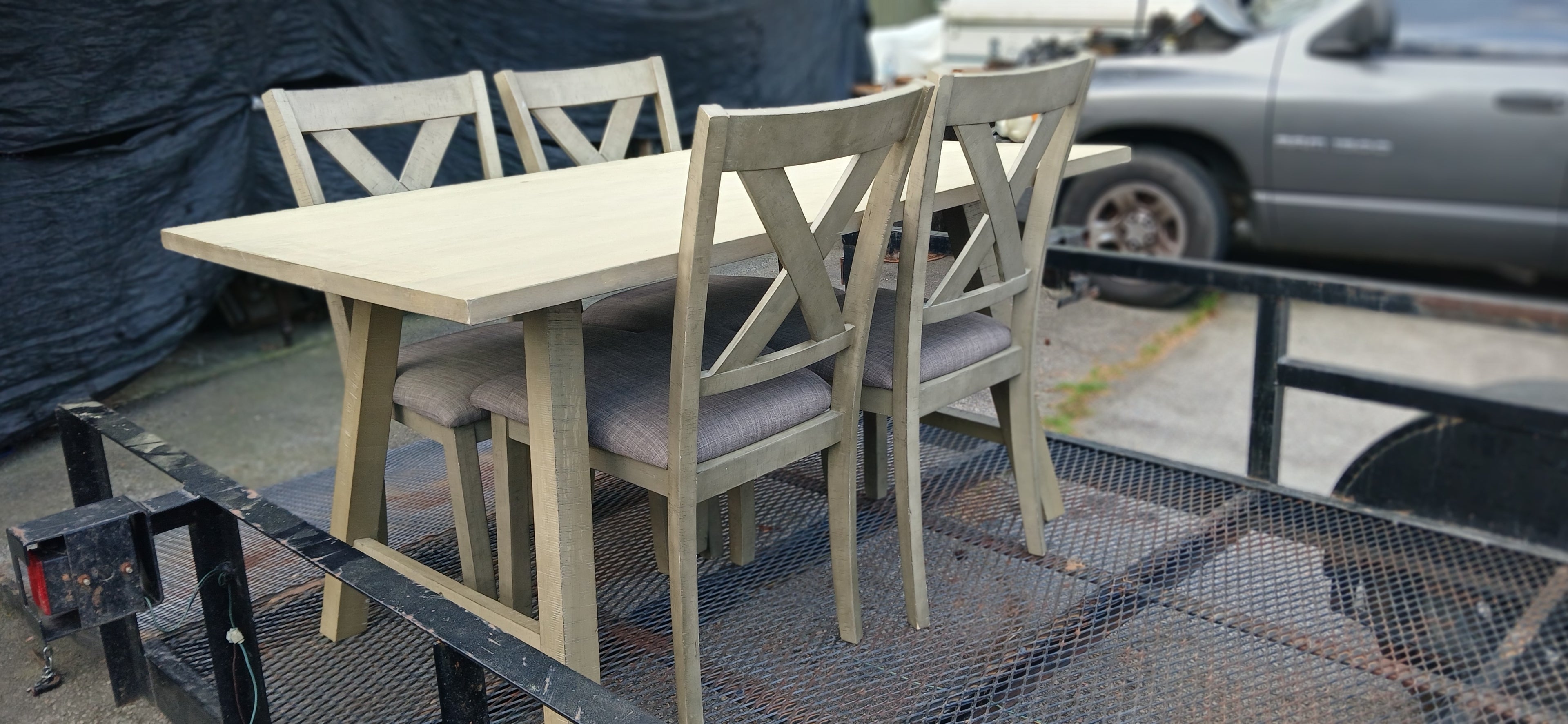Dining table and 4 chairs
